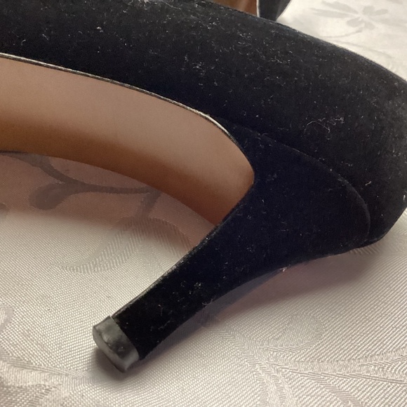 PM COLLECTION shoes heels size 9M black suede detailed - Picture 4 of 6